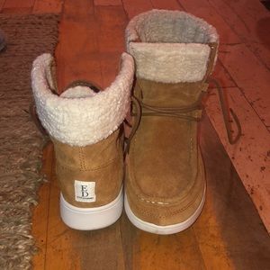 Ellen Degeneres Lace up mini boots